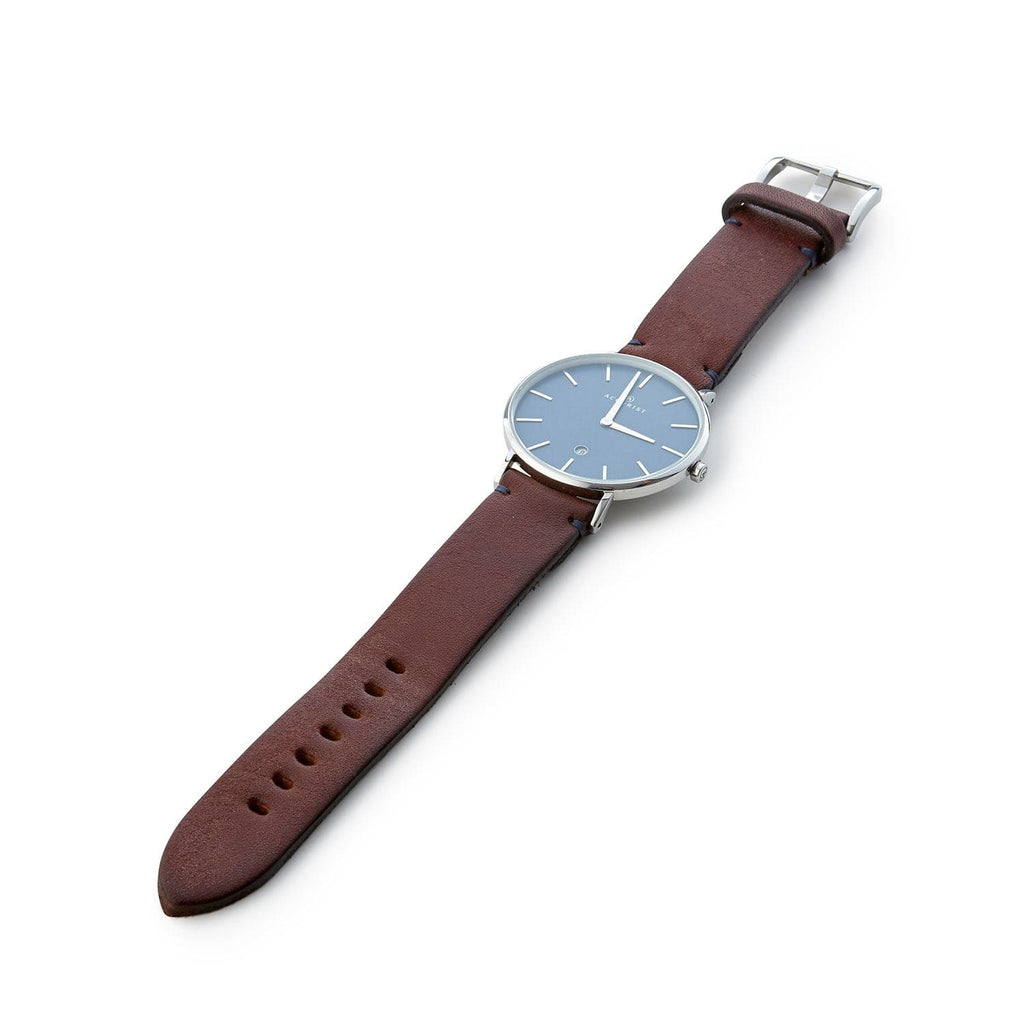 Men's watch with tan brown leather strap, made by Man & Bear
